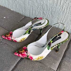 Dolce&Gabbana Multicolor Floral Print Slingback Pointed Toe Sandals Size EU 38.5